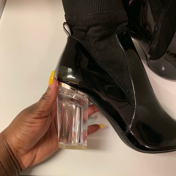 *SOLD*Patten leather Boots - Picture 2 of 5